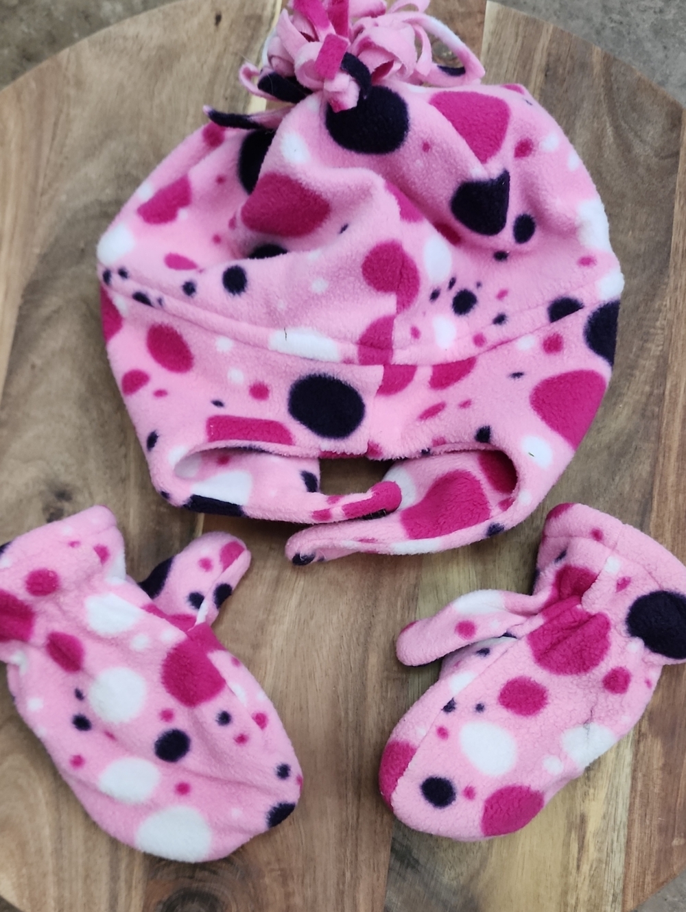 2010Target Toddler Girls Fleece Winter Hat & Mittens Set Pink Polka Dot Sz 2T-5T